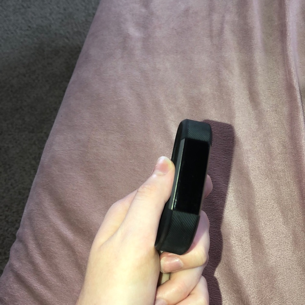 Fitbit with charging cable - Picture 2 of 5